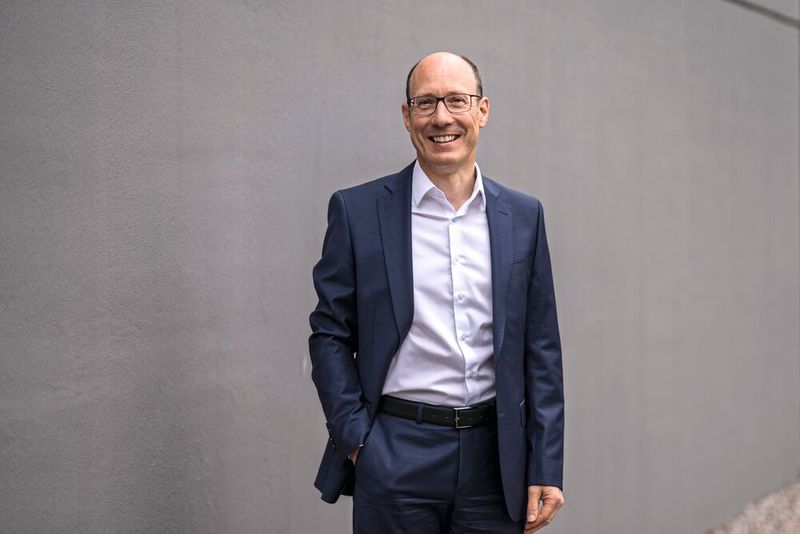 Andreas Bachhofer übergibt die Verantwortung für das Mercedes-Benz-Lkw-Werk in Wörth. (Bild: © Daimler Truck AG)