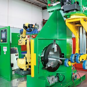Der ARC-11 RB ist ein automatisiertes Schweißrobotersystem zur Montage von Vorrichtungen, die zur Flüssigkeitsreinigung dienen. 
