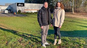 Christian Kuhlmann und Ines Platz aus der Aftersales-Leitung der Auto-Mattern-Gruppe am zukünftigen Nutzfahrzeug- und Wohnmobilzentrum in Bielefeld. (Bild: Mattern GmbH)