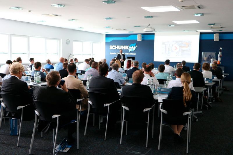 Mehr als 50 Teilnehmer besuchten den 1. Schunk Anwender- und Technologiedialog MRK. (Sonnenberg)