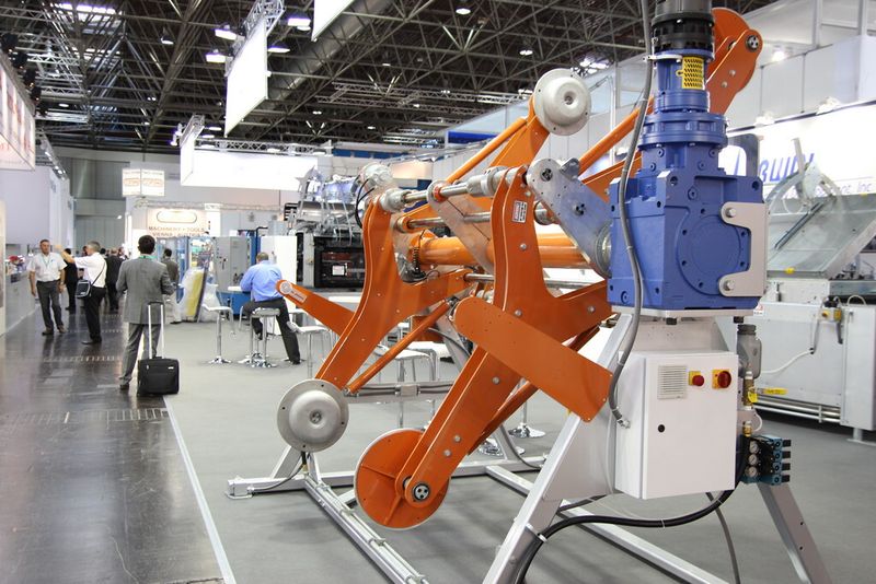 K 2013 Impressionen: Wickeltechnik (Bild: Königsreuther)