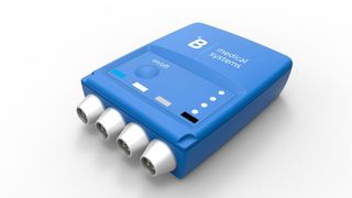 Das Remote Temperature Monitoring Device wird an Kühl- und Gefrierschränken angebracht. (B Medical Systems)