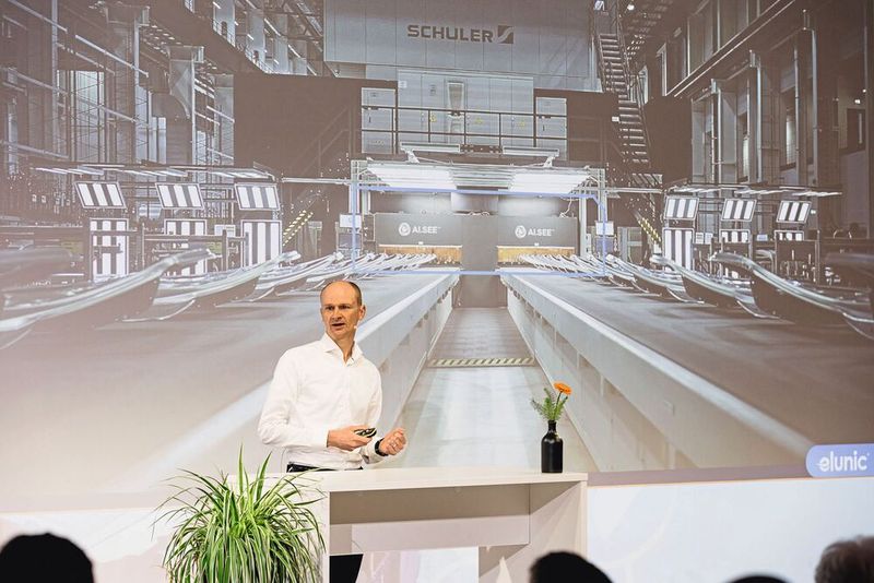 Impressionen der Fachtagung „Mehr Effizienz im Presswerk“ 2025 in Würzburg. (Bild: Stefan Bausewein)