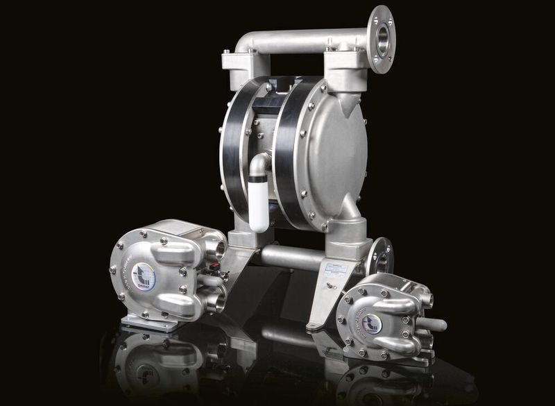 Bei der Förderung geringer Mengen bei gleichzeitig hohem Druck von bis zu 6 Bar, weist die pneumatische Doppelmembranpumpe beispielsweise einen deutlich höheren Wirkungsgrad auf als eine herkömmliche Kreiselpumpe. (Bild: Timmer)