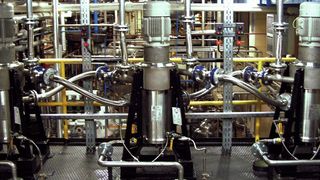 Dreistufige Gegenstromextraktion mit 3 x Cinc-CS250-Zentrifugalextraktoren (Bilder: Cinc) (Archiv: Vogel Business Media)