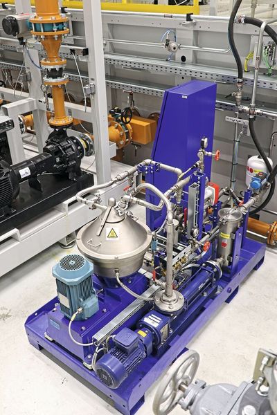 Der Zentrifugalseparator im Bypass verhindert, dass sich feinste Partikel im KSS anreichern. (Bild: Knoll)