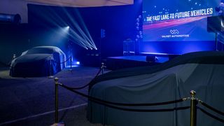 Produktionsstart für das Mercedes-AMG GT 4-Türer Coupé bei Valmet Automotive im Oktober 2023: Die Lücke durch den planmäßigen Auslauf der Mercedes-Benz-GLC-Produktion im Jahr zuvor, konnte damit nicht geschlossen werden. (Bild: Valmet Automotive/Roni Lehti)