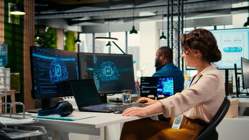 The partnership between Dassault Systèmes and Nvidia aims to make the industry more effective with the help of AI and digital twins.(Picture: © DC Studio - stock.adobe.com)