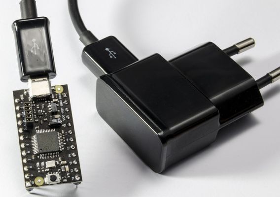 Die Standalone-Version von USB2Go wird über ein USB-Steckernetzteil versorgt (Kickstarter/USB2Go)