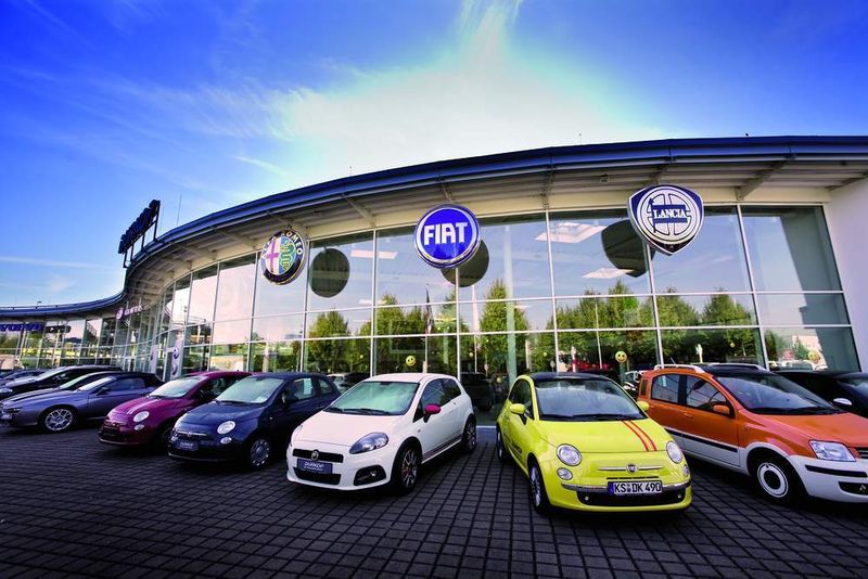 In Kassel-Waldau finden Kunden fast die gesamte Dürkop-Markenpalette: Opel, Kia, Fiat, Lancia, Alfa Romeo, Volvo,Cadillac, Corvette, Hummer und Saab. (Archiv: Vogel Business Media)