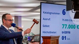 Die Versteigerung Ende Juni wurde via Live-Stream aus dem Classicbid-Zentrum Rheinhessen übertragen. (Bild: Classicbid/Metz)