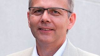 Henner Schöneborn: „Wir sehen in einer Software-Eigenentwicklung mittelfristig eine große Chance, um den spezifischen Anforderungen unserer Kunden bereits in der Konstruktionsphase besser gerecht zu werden und additiv zu denken.“ (Bild: SLM Solutions)