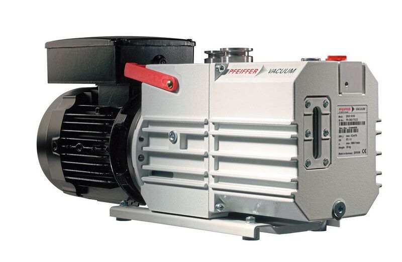 1996: Introduction of rotary vane pumps with magnetic couplings  (Pfeiffer Vacuum)