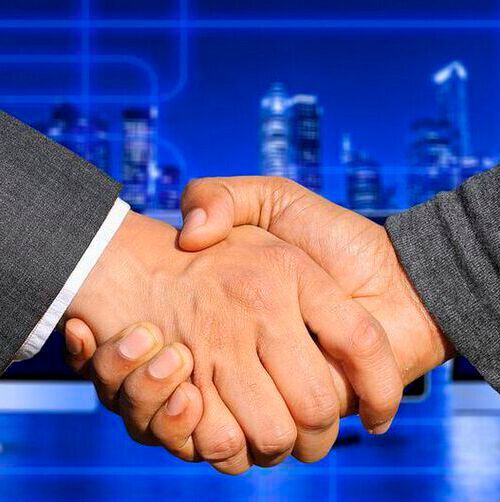 The Collaboration provides for the development of specialized Membrane Catalysts which can be used in the AEM Green Hydrogen Electrolyzers of Cipher Neutron. (Source: Pixabay)