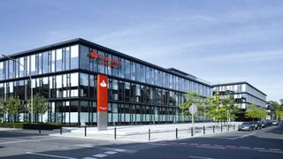 Santander startet 2022 mit einem neuen Angebot an Mobilitätsversicherungen. (Bild: Santander Deutschland)