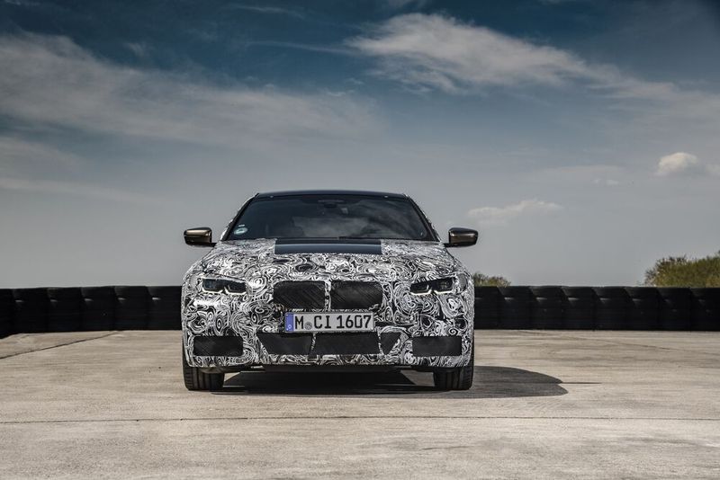 Die Niere wird extra groß  – auch wenn das unter der Tarnung noch nicht zu erkennen ist. (Bild: BMW)