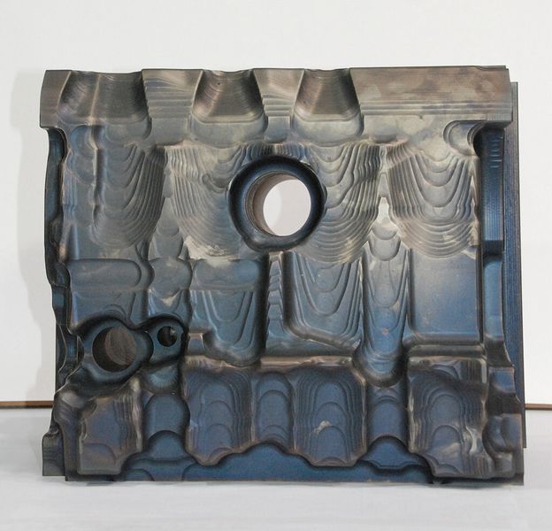 Die-cast insert made of Thermodur E 40 K Superclean after treatment in a vacuum furnace at the DEW heat treatment plant in Lüdenscheid, Germany. (Source: DEW)