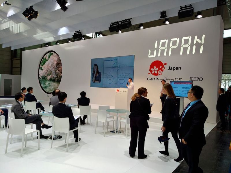 Das Partnerland Japan ist in mehreren Hallen vertreten. (Robert Horn)