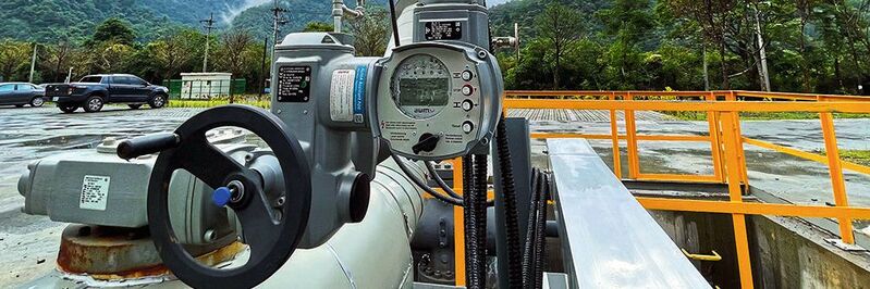 Auma lieferte Stellantriebe für das Geothermiekraftwerk Qingshui in Taiwan, wo die Komponenten hohen Temperaturen, hoher Luftfeuchtigkeit und korrosiver Atmosphäre standhalten müssen. 