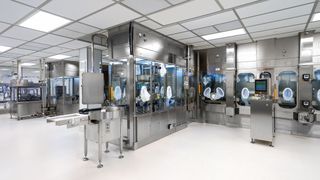 Während „OmniAI Vision“ den Prozess von außen mithilfe von Kameras überwacht, beobachtet „OptiLAIN“ den Prozess von innen über die übrigen Sensoren. (Bild: Steriline)