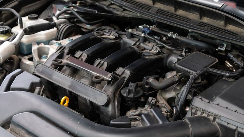 Zulieferer von Automobilkomponenten sehen sich von der aktuellen Preispolitik der OEMs in ihrer Existenz bedroht.(Bild:  stock.adobe.com - THINK b)