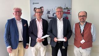 Bündeln ihre Expertise für digitales Engineering: Hans-Werner Eirich, Adrian Merkel (beide Framence), Dirk Keller und Dr.-Ing. Frank Breitenbach (beide EDAG PS). V. l. n. r.  (Bild: EDAG)