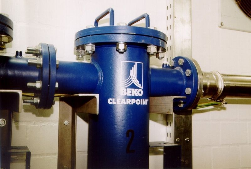 Bild 2: Die Clearpoint-Druckluftfilter sind standardmäßig mit dem elektronisch niveaugeregelten Bekomat-20-FM-Kondensatableiter ausgestattet. (Archiv: Vogel Business Media)