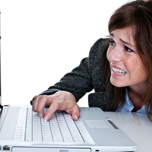 Wer seine Aktivitäten in Social Media vorab nicht klar strukturiert und entsprechende Guidelines für die Mitarbeiter verfasst, läuft Gefahr, Opfer eines Shitstorms zu werden.