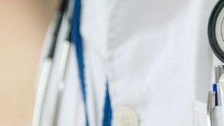 Wegen der Corona-Pandemie empfinden viele Menschen den Gang zum Arzt als Risiko und ziehen eine Videosprechstunde vor.   (Bild: gemeinfrei)