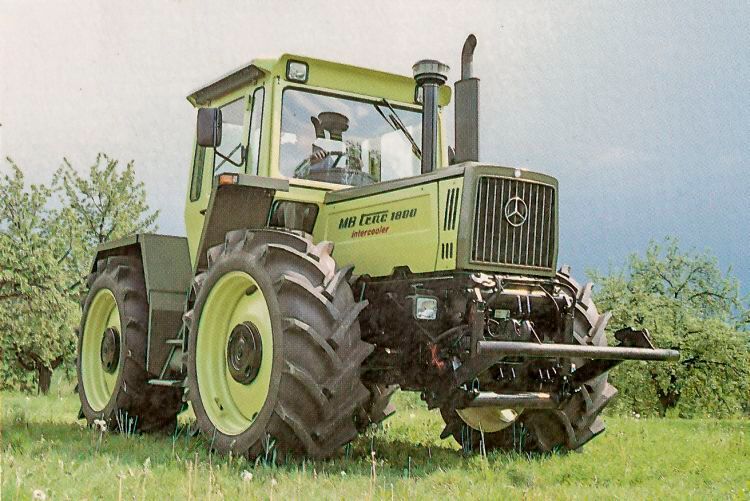 Mercedes-Benz MB-trac 1800 Intercooler: Der leistungsstärkste MB-trac debütiert 1990. Auch der MB-trac verfügt wie der Unimog, und anders als typische Ackerschlepper, über einen Rahmen. Und auch die Vorderachse ist gefedert. Die Hinterachse hingegen ist starr. (Bild: Daimler AG)