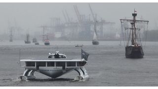 Der Solarkatamaran "Planet Solar", ausgestattet mit Vector Propellern.  (Bild: Andreas Vallbracht / Voith Turbo)