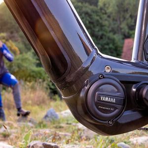 Mehr Leistung und weniger Gewicht – 2023 bringen Yamaha ihren neuen Pedelec-Mittelmotor auf den Markt.(Bild:  Yamaha)