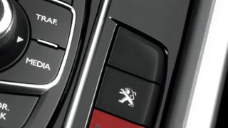 Der Notrufassistent E-Call wird Pflicht. (Bild: Peugeot)