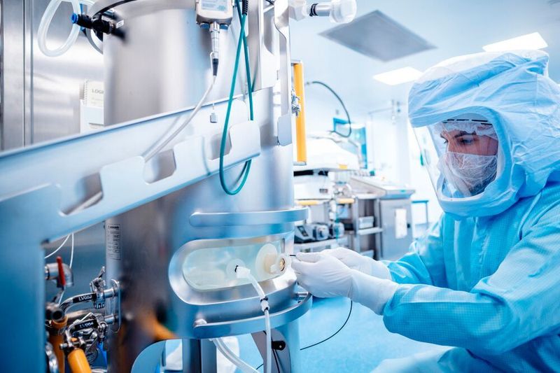 Das Biotechnologieunternehmen Biontech und Siemens wollen ihre strategische Kooperation erweitern. So wollen die Unternehmen ihre Zusammenarbeit beim schnellen Produktionsaus- und -aufbau für den Covid-19-Impfstoff intensivieren. (Biontech)