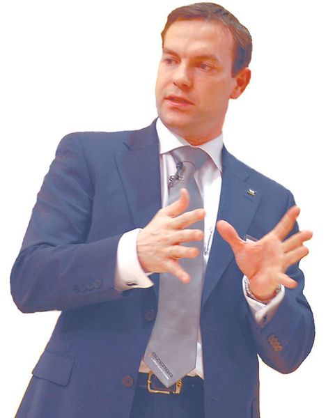 Bizerba-Sales-Director Paper & Labels Marc Büttgenbach: „Corporate Design und markenspezifische Elemente werden nirgends so oft umgesetzt wie auf dem Etikett.“ Bild: Bizerba (Archiv: Vogel Business Media)