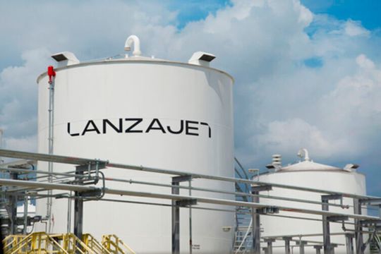 The project will leverage Lanzajet’s Alcohol-to-Jet technology to transform second-generation ethanol, sourced from agricultural residues and woody biomass, into SAF. (Source:  Lanzajet)