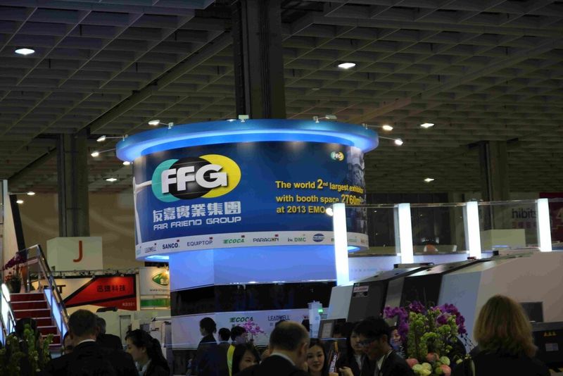 Und FFG machte auf der Timtos 2013 für seinen Auftritt auf der EMO Hannover Werbung. Nach eigener Aussage hat die Firma dort 2760 m² gebucht und wird zweitgrößter Aussteller sein. (Bild: Fouhy)