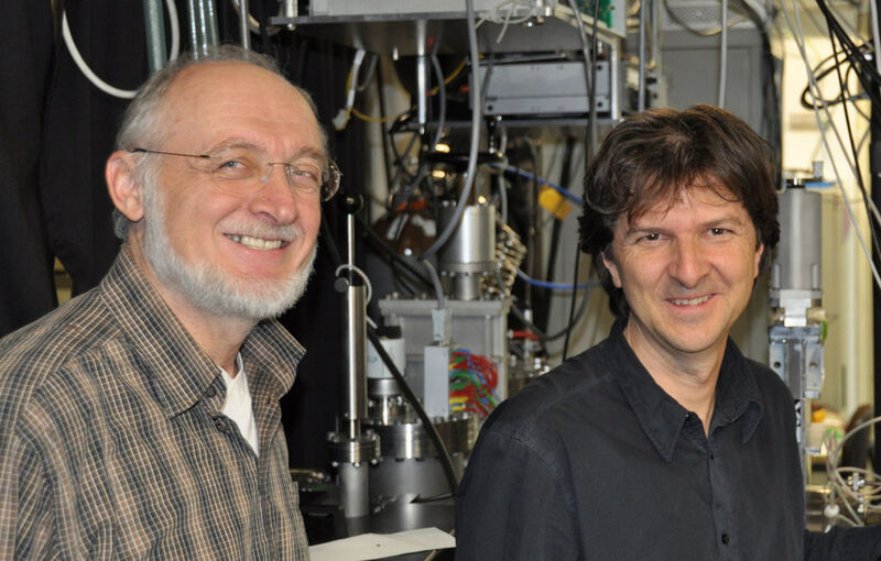Prof. Ulrich Bloesl von Grafenstein und Prof. Ulrich Heiz, beide Department Chemie der TU München  (Bild: TUM)