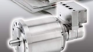 „Ob bei der Stoffaufbereitung für die Papierherstellung, in der Überführeinheit einer Papiermaschine, oder beim Zuschneiden des Rohpapiers in Papierstreifen, der Edelstahl-Lamellendruckluftmotor ist vielseitig einsetzbar“, so Produktmanagerin Dagmar Hierl. Bilder: Deprag Schulz (Archiv: Vogel Business Media)