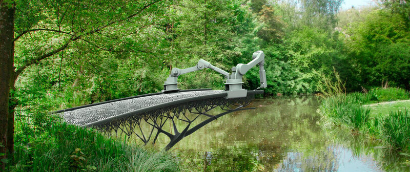 MX3D baut derzeit eine Stahlbrücke über einen Kanal in Amsterdam im 3D-Druck. Bei der Entwicklung der Brücke spielt Autodesk Project Dreamcatcher, eine Software für generatives Design, eine entscheidende Rolle.  (MX3D)