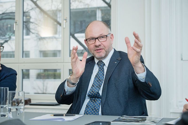 „Wir glauben, dass ein Staatsfonds die Schweizer Industrie voranbringen und diese fördern kann.“ Oliver Müller (Direktor Swissmechanic)  (Thomas Entzeroth/VBM)