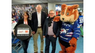 Raben-Niederlassungsleiter Rafael Kämpfer (3.v.l.) unterstützt die DKMS-Aktion und hat sich typisieren lassen. (Bild: Raben)