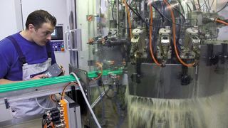 Das Maschinenkonzept der NX-24 vereint höchste Produktivität mit Flexibilität und Präzision.  (Bild: Mikron)