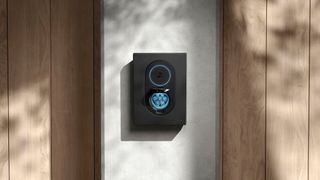 Das minimalistische Design der Wallbox wurde 2022 mit dem „Red Dot Award“ ausgezeichnet.  (Bild: Zaptec)