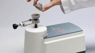 Die Mini-Mühle Pulverisette 23 ist eine echte Kleinstmengen-Mühle zur Probenvorbereitung (Bild: Fritsch)