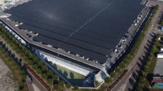 Im französischen Vatry nahe Paris betreibt Mosolf bereits eine große Photovoltaikanlage. Sie erzeugt jährlich 9.820 Megawattstunden. (Bild: Axpo)