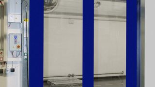 Ein Radar-Sensor sorgt dafür, dass sich das Albany-Rolltor auch bei Stromausfall automatisch öffnet. Bild: Albany (Archiv: Vogel Business Media)