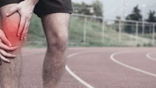 Für Arthrose-Geplagte kann per 3D-Druck Ersatzgewebe produziert werden (Paolese/ stock.adobe.com)