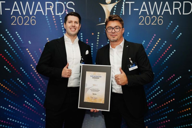 Dominik Schmitt (l.) und Patrik Krol von Vertiv. (Bild:  Manuel Emme Fotografie)