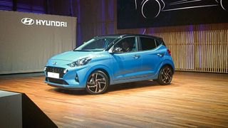 Die dritte Generation des Hyundai i10 wird deutlich frischer. Vor allem die Frontschürze übernimmt Designelemente des i30 N. (Sven Prawitz/»Automobil Industrie«)